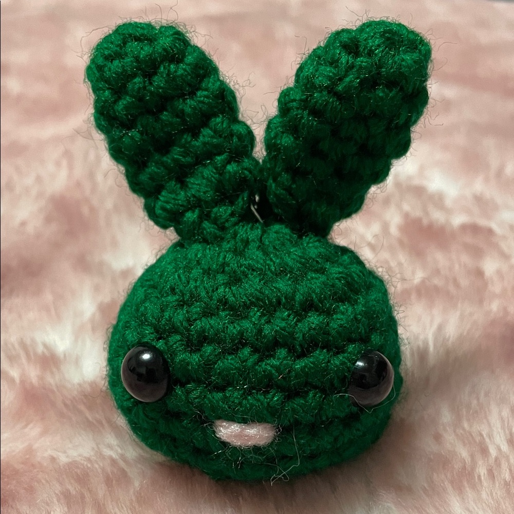 CROCHET MINI MOCHIBUN KEYCHAIN- PADDY GREEN